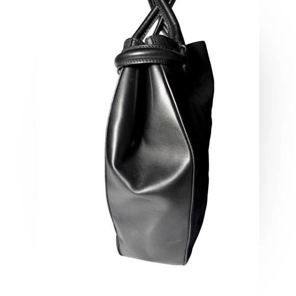 Gucci Black Suede Tote Bag - Picture 6 of 15